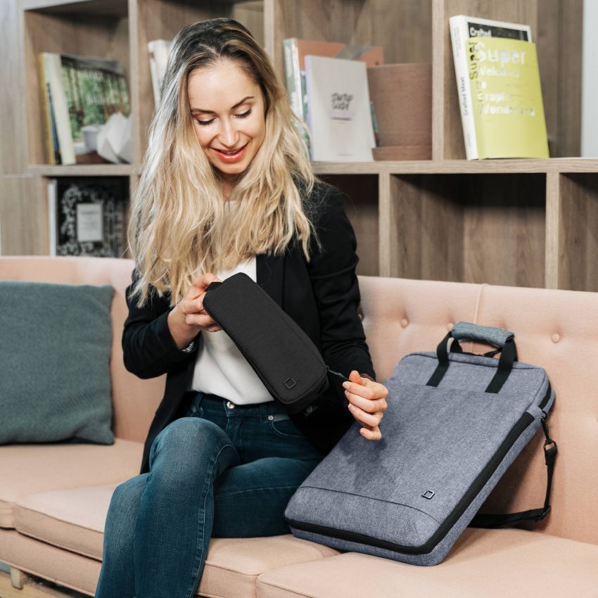 25401_D31880-RPET_18_D31880-RPET_- / black