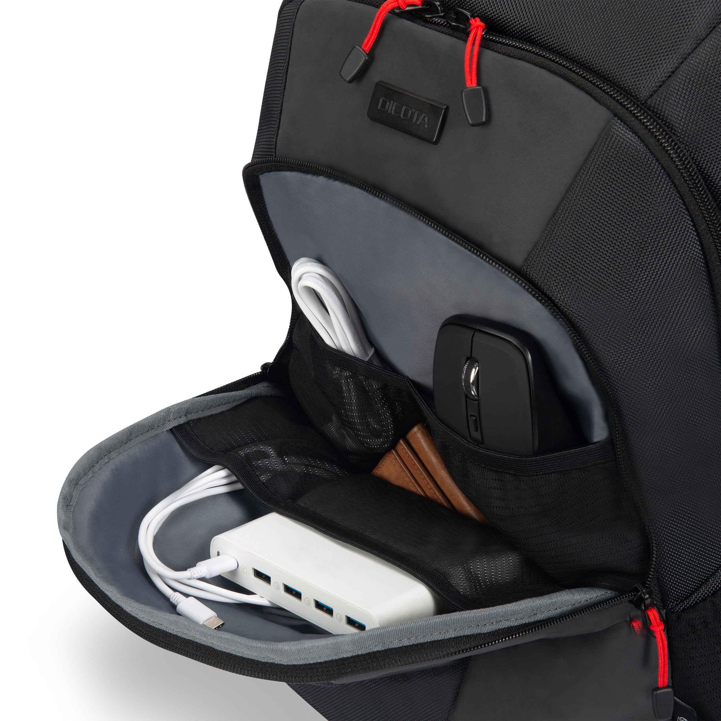 32589_D32119-RPET_6_feature_01_13 - 16